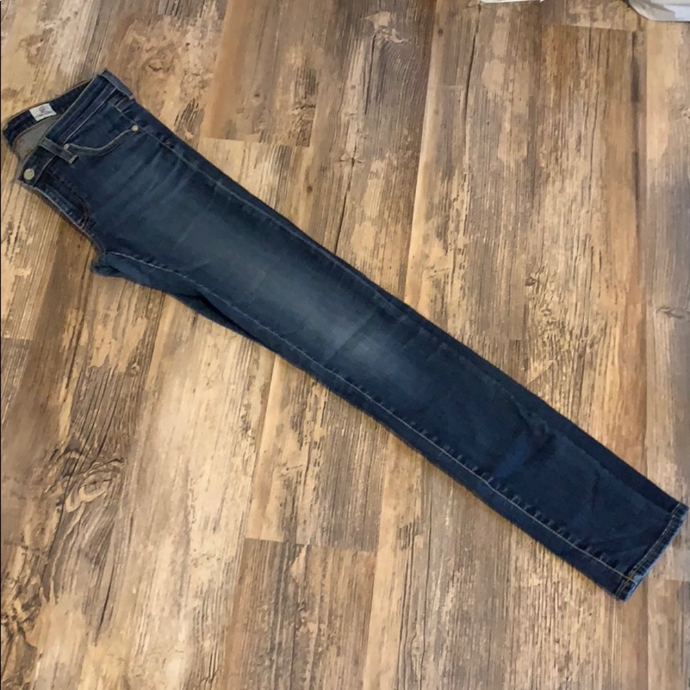 AG Super Skinny Legging